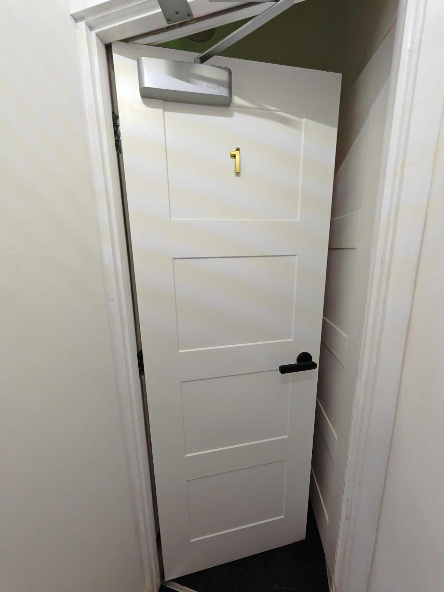 Stay Hub City Centre - Self Check-In Birmingham Phòng bức ảnh